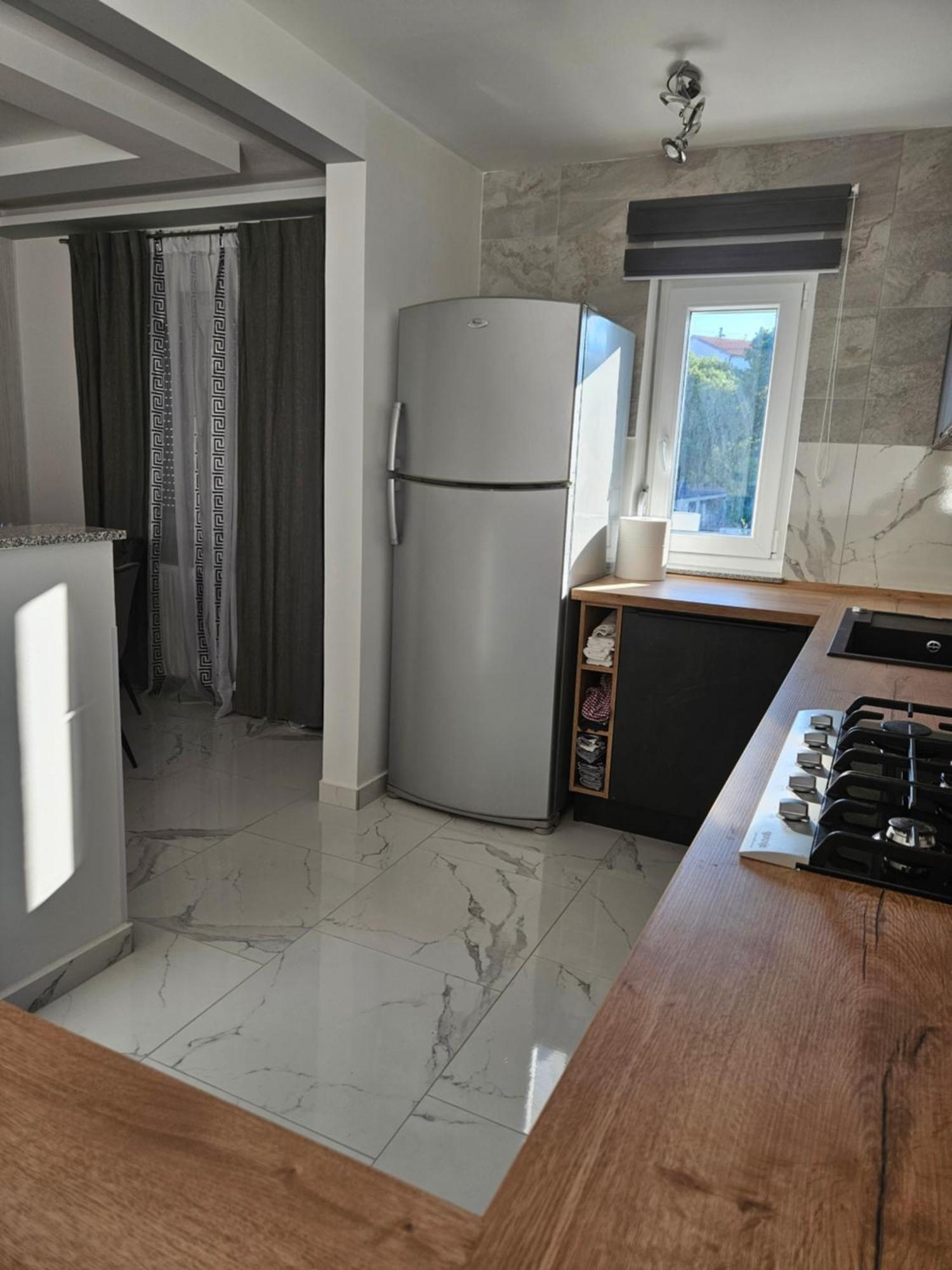 Dado Apartmán