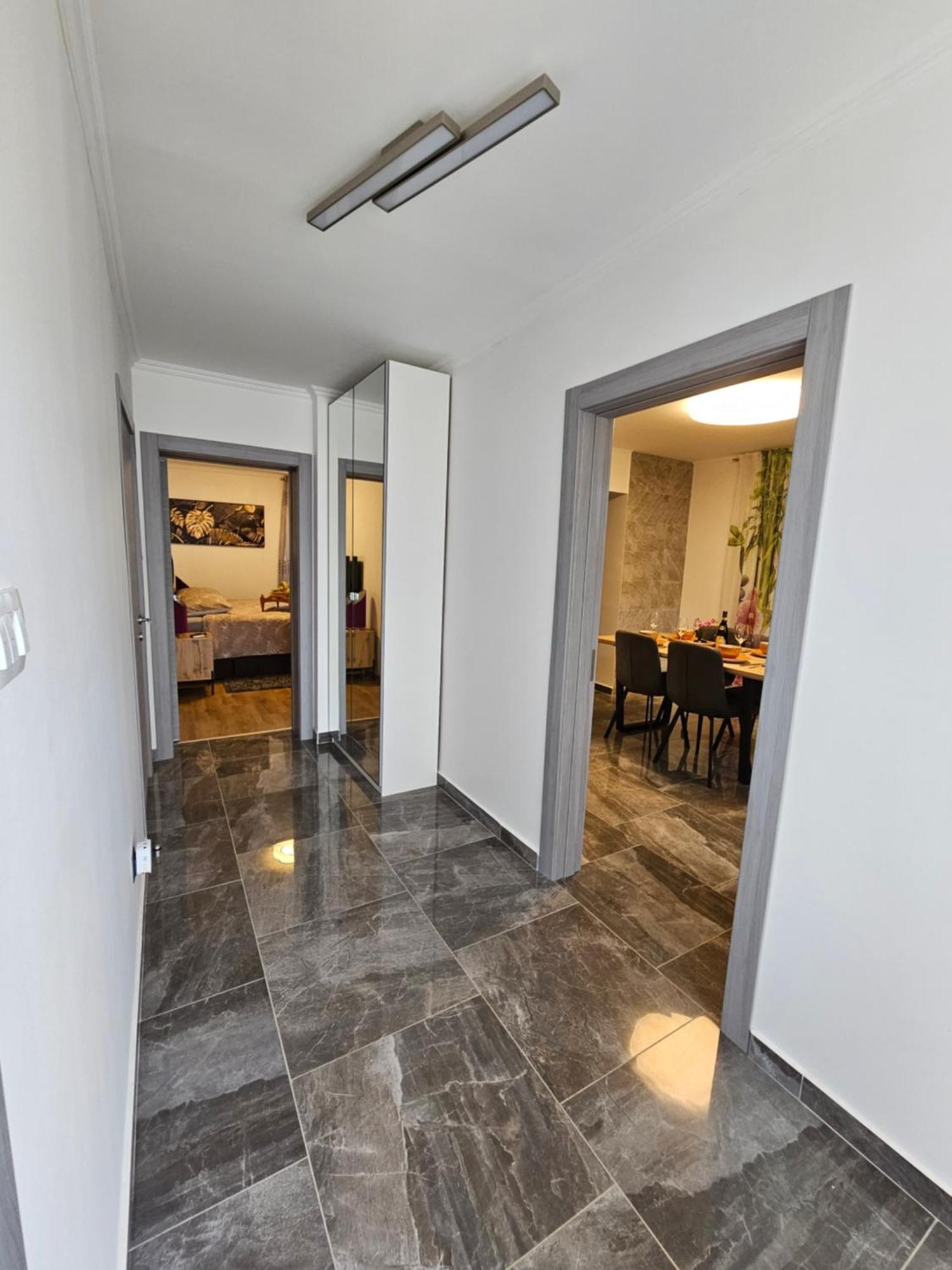 Dado Apartmán