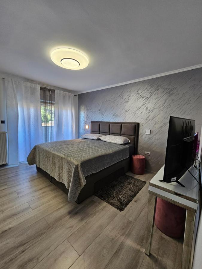 Dado Apartment