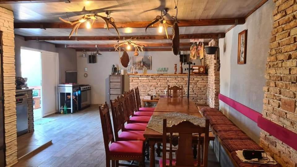 Apartment Dado Cavle
